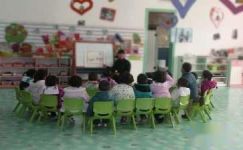 幼儿园大班社会领域教案《我们的小书城》含反思
